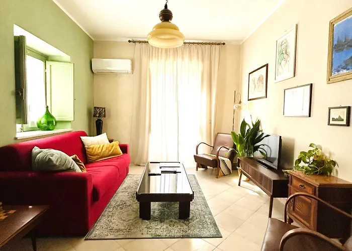 Fajra House